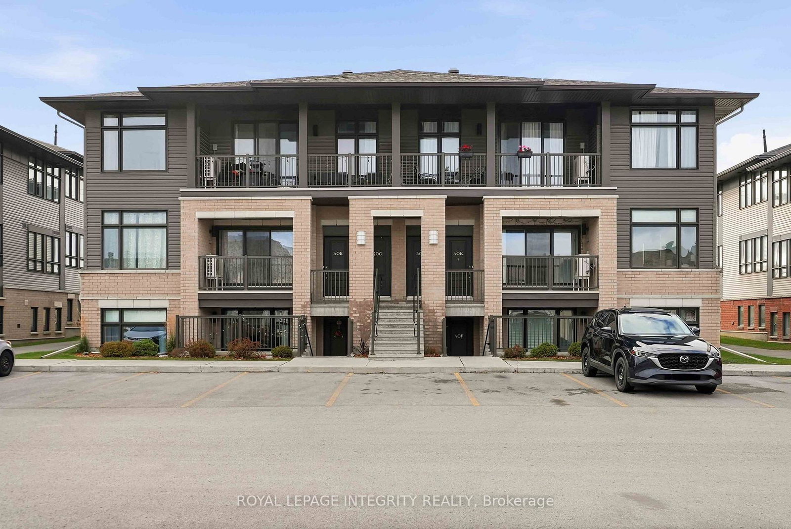 40-jaguar-private-kanata-ontario-x12633454