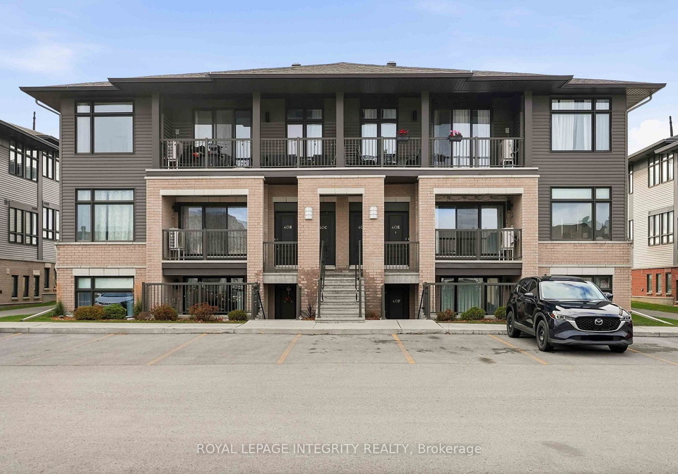 40-jaguar-private-kanata-ontario-x12633454