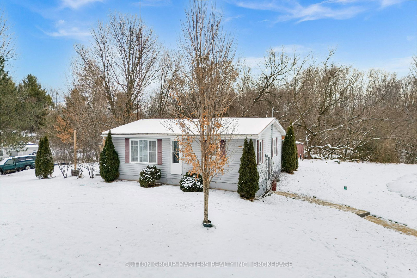 1677-county-2-road-front-of-yonge-ontario-x12633584
