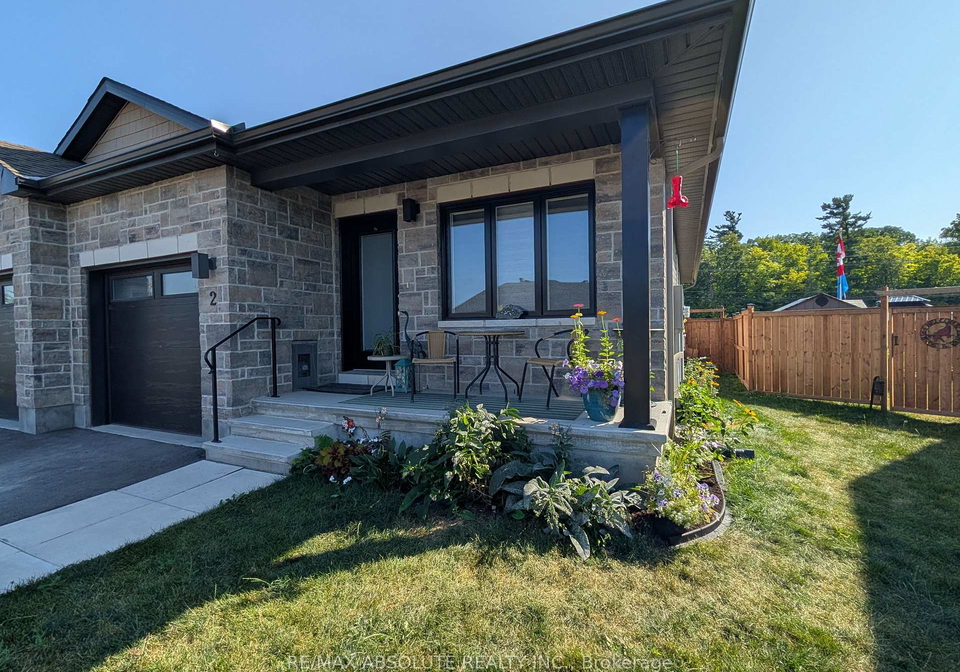 2-morgan-clouthier-way-arnprior-ontario-x12634294