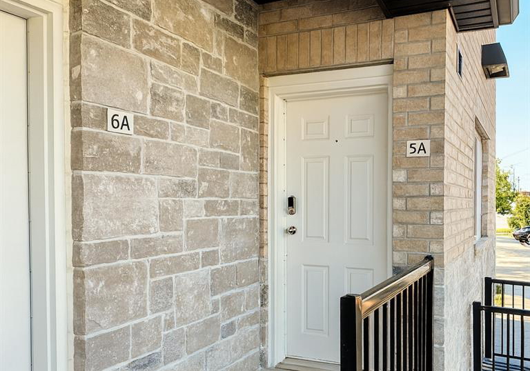 185-windale-crescent-kitchener-ontario-x12634752