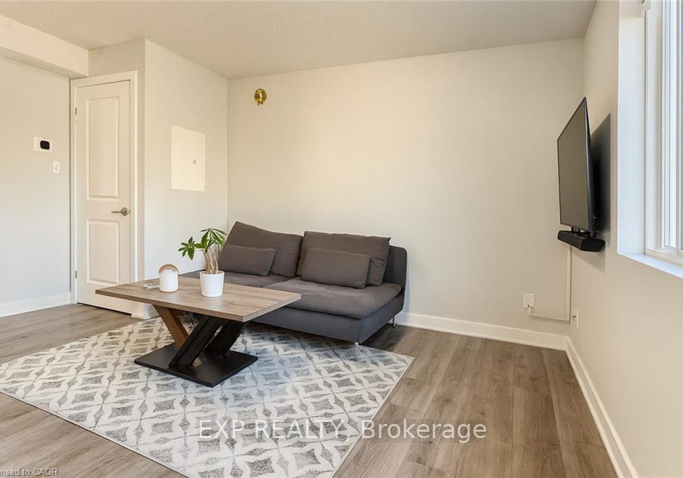 185-windale-crescent-kitchener-ontario-x12634752