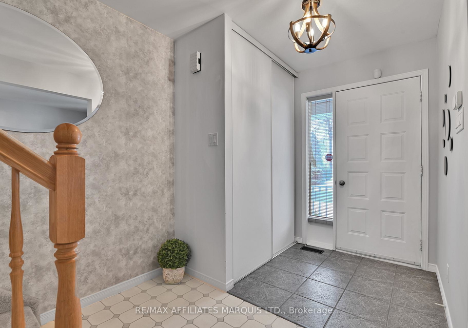 1408-holy-cross-boulevard-cornwall-ontario-x12635070