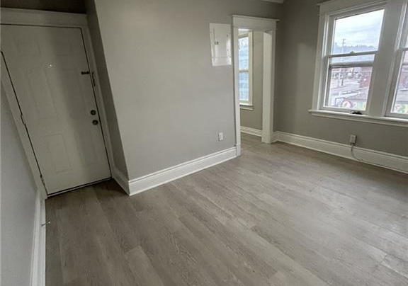 983-main-street-e-hamilton-ontario-x12635450