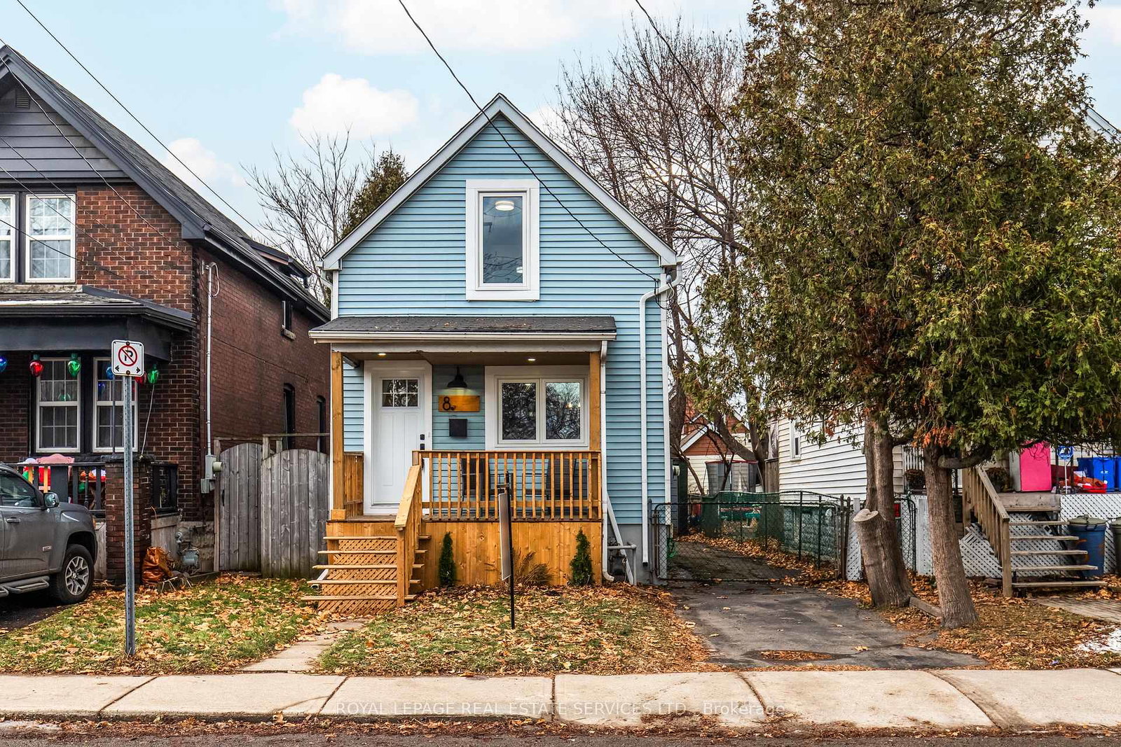 8-whitfield-avenue-hamilton-ontario-x12635672