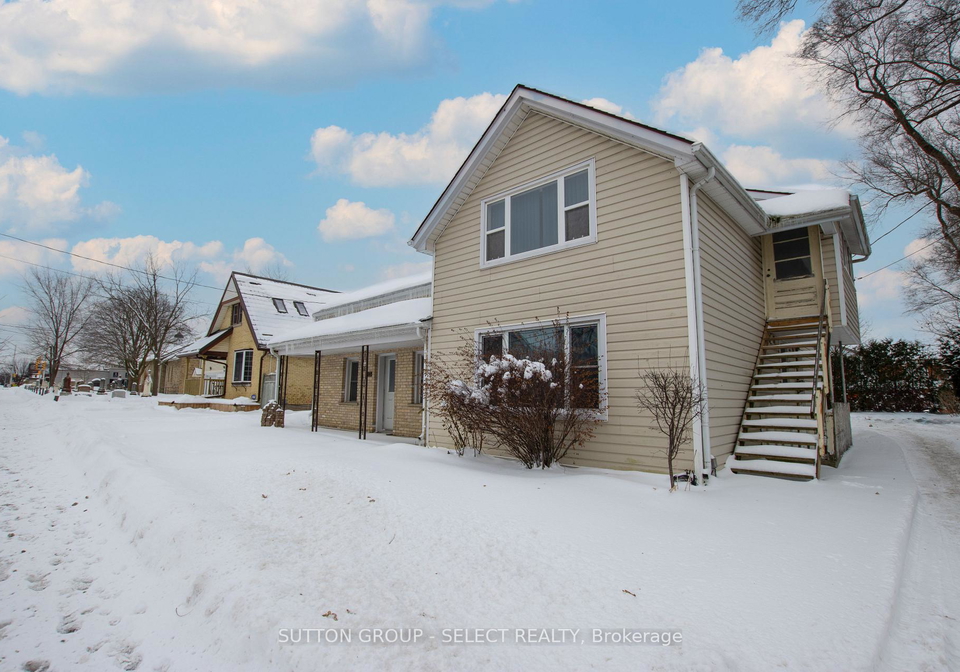 7053-longwoods-road-w-london-south-ontario-x12636322