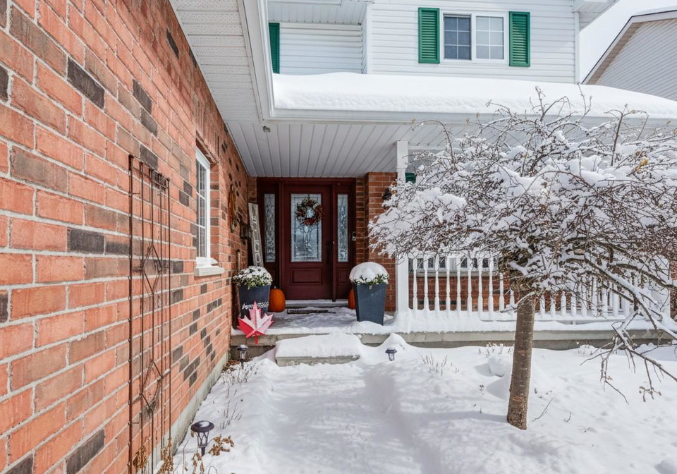 396-otterbein-road-kitchener-ontario-x12636354