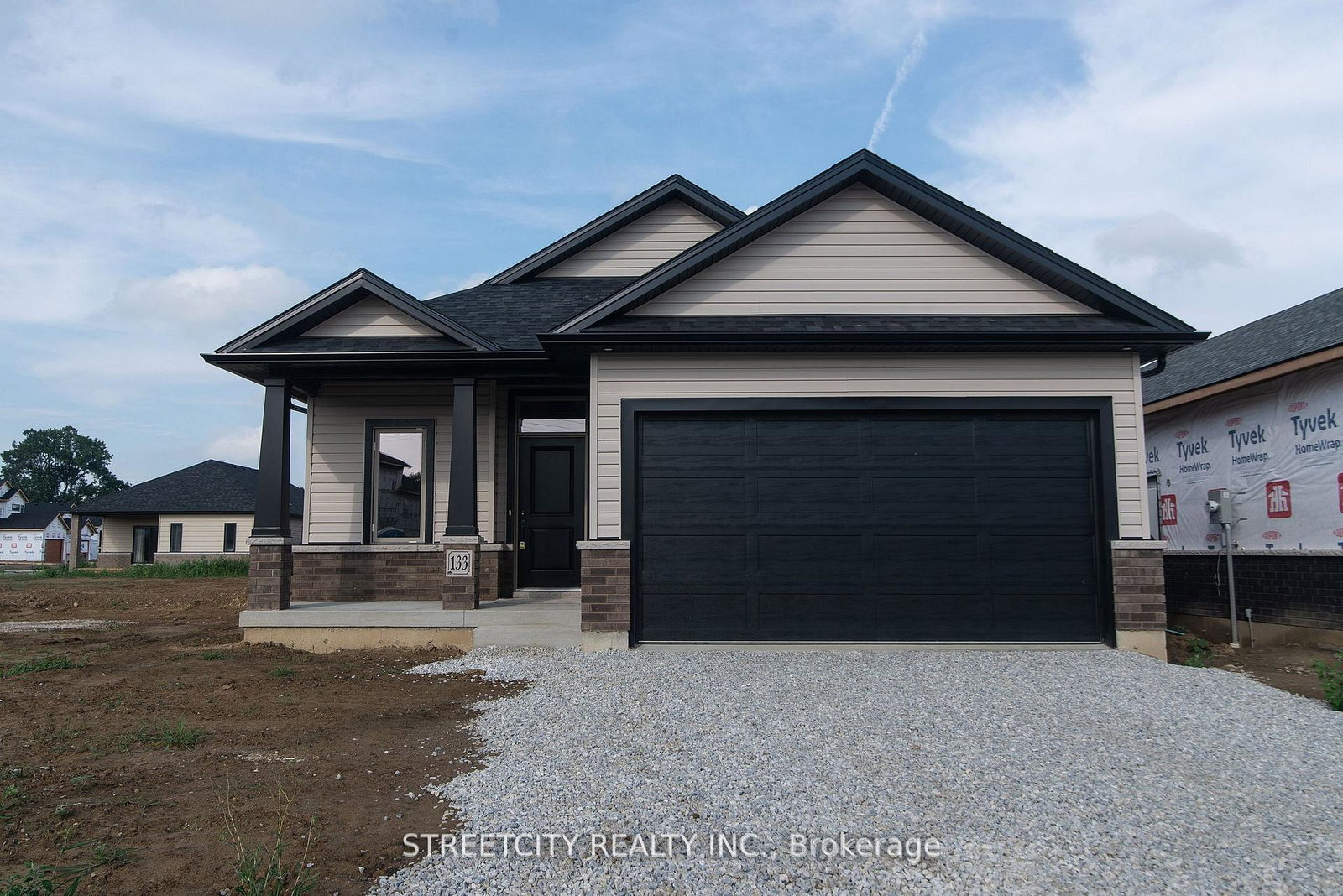 133-cabot-trail-chatham-kent-ontario-x12636662