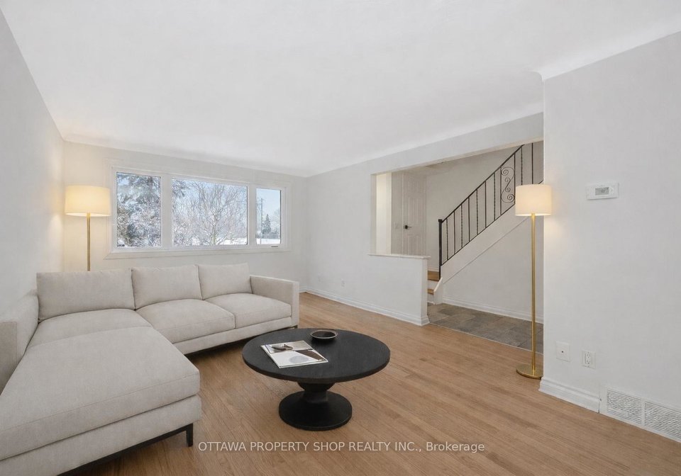 674-hastings-avenue-ottawa-ontario-x12636766