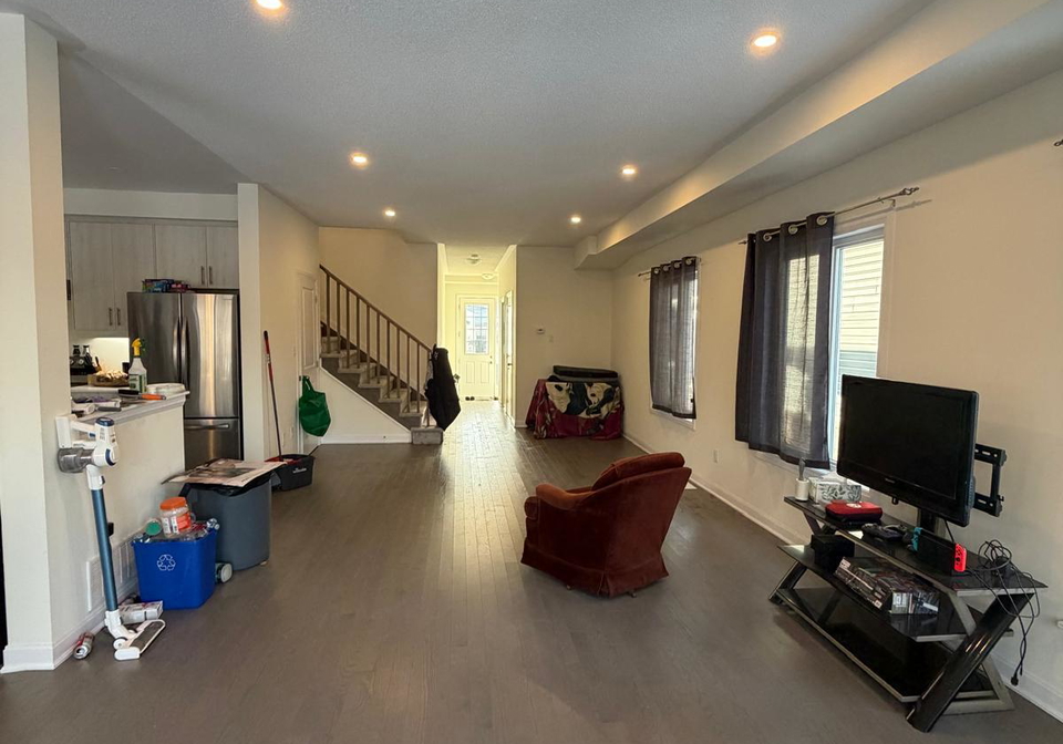60-oakmont-drive-loyalist-ontario-x12637006