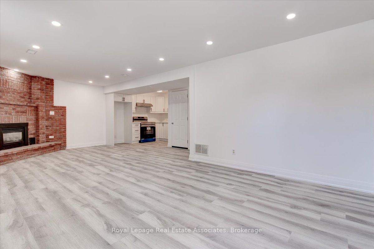1562-upper-ottawa-street-hamilton-ontario-x12637058