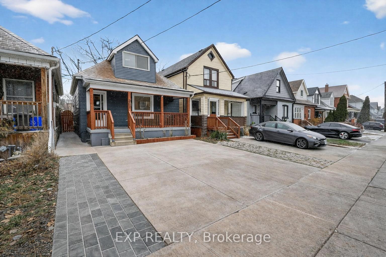201-grosvenor-avenue-n-hamilton-ontario-x12637164