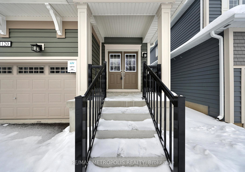 120-mceachern-lane-gravenhurst-ontario-x12637234