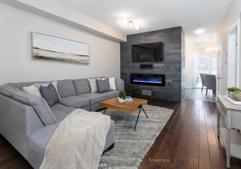 105-liddycoat-lane-hamilton-ontario-x12637356
