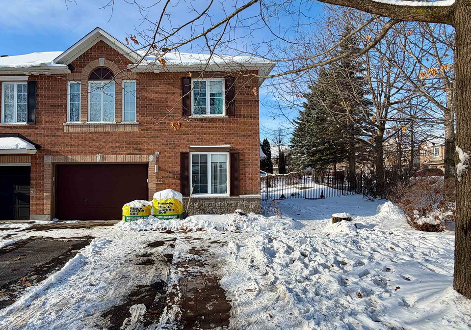 101-macassa-circle-kanata-ontario-x12637552
