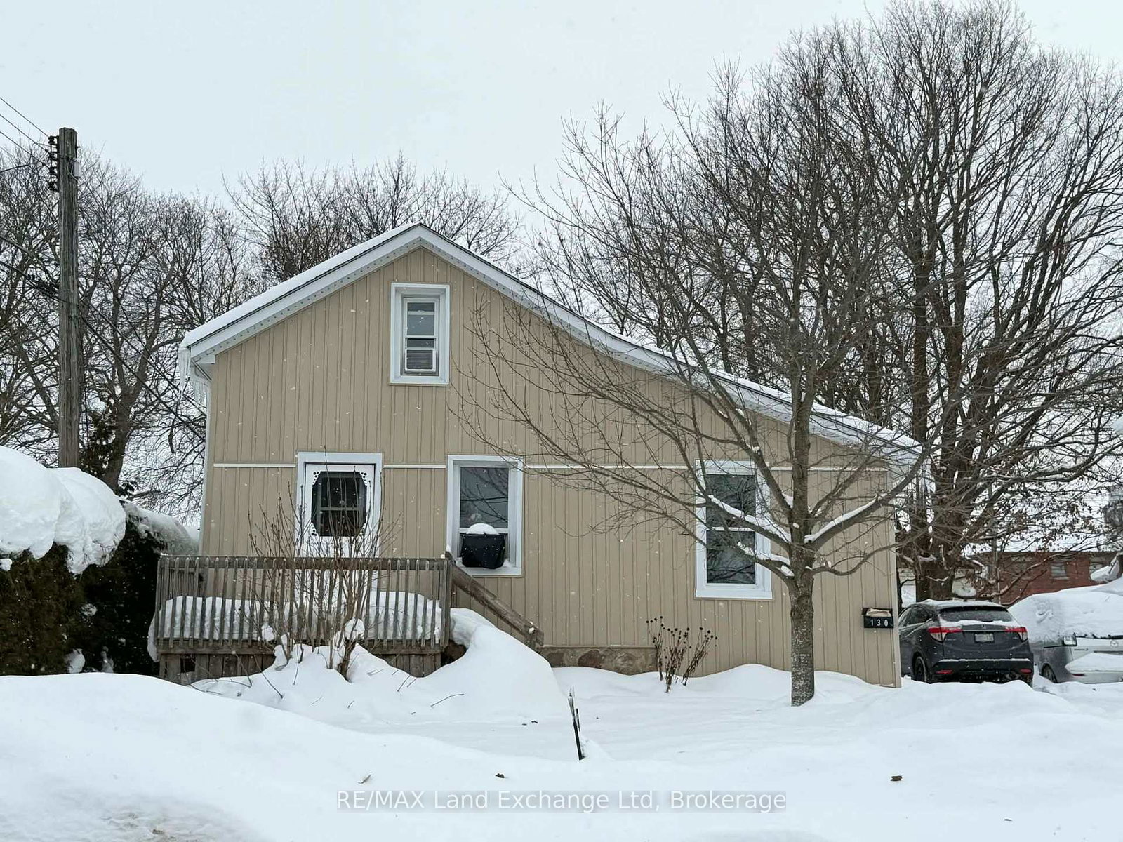 130-henry-street-minto-ontario-x12638104