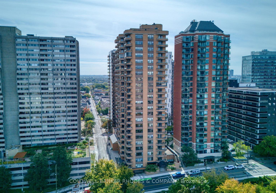 556-laurier-avenue-w-ottawa-ontario-x12638200