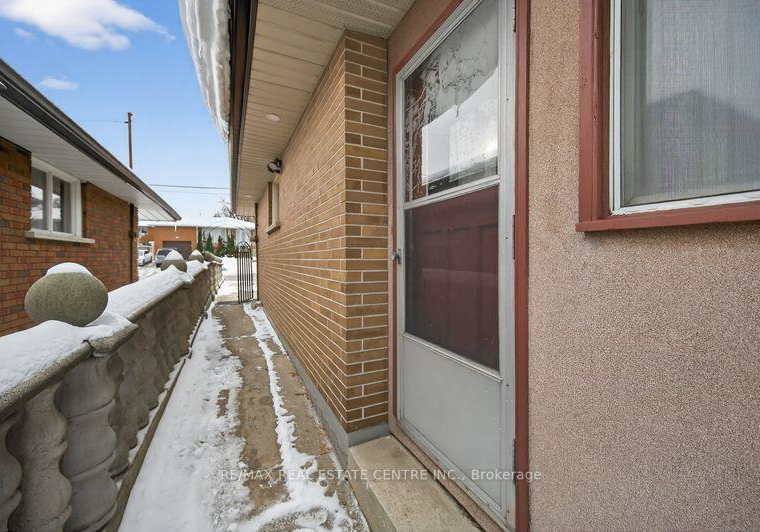 44-aldridge-street-hamilton-ontario-x12638590