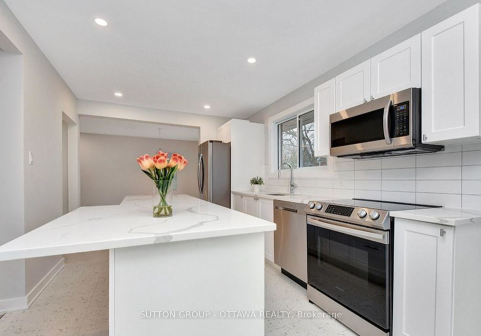 1598-botsford-street-ottawa-ontario-x12639258