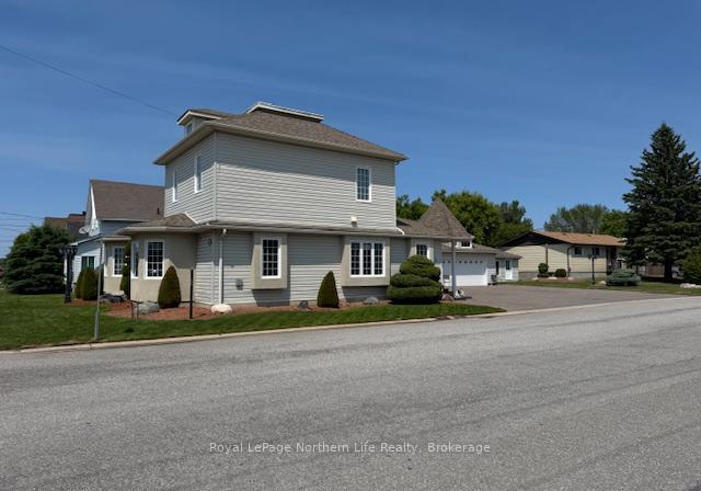 218-nipissing-street-west-nipissing-ontario-x12639388