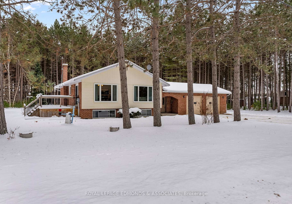 1137-locksley-road-laurentian-valley-ontario-x12639424