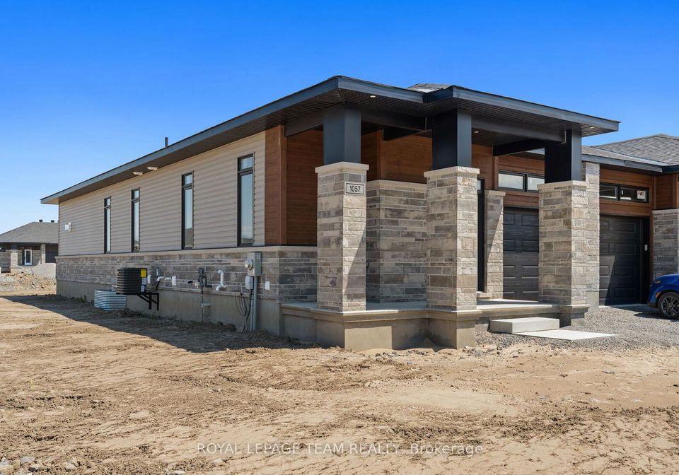 1057-moore-street-brockville-ontario-x12639488