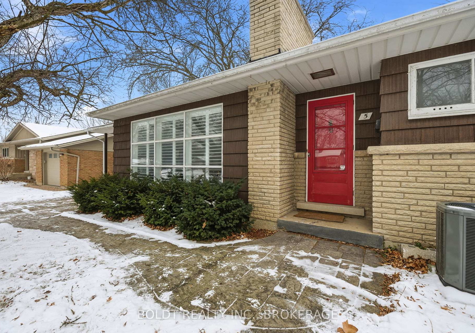 5-swan-drive-st-catharines-ontario-x12639682