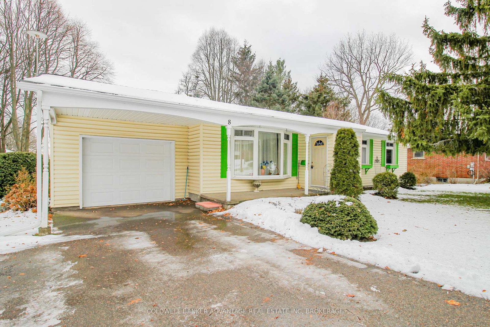 8-bigelow-crescent-pelham-ontario-x12639934