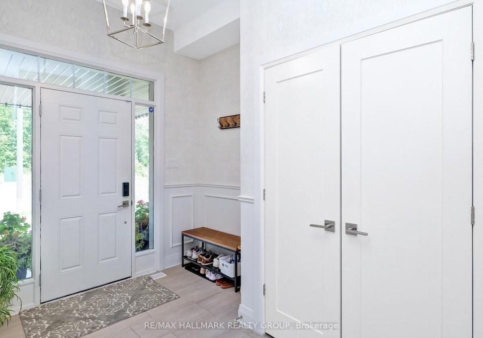 539-compass-street-w-ottawa-ontario-x12640042