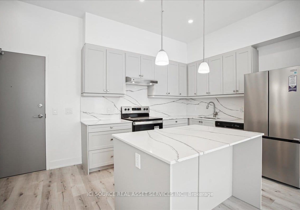 19b-west-street-n-kawartha-lakes-ontario-x12640238