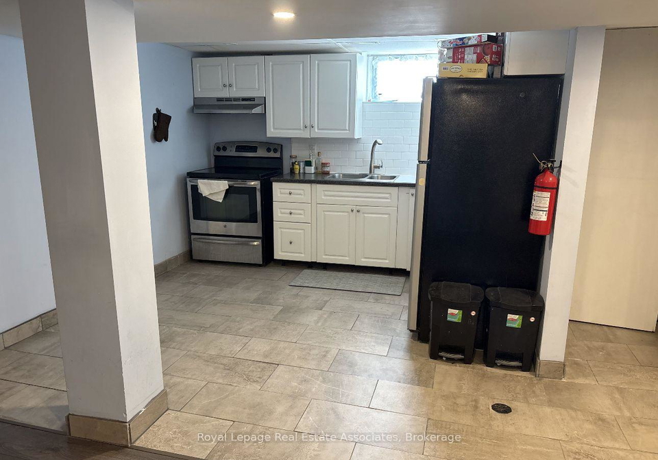 33-laird-bsmt-drive-st-catharines-ontario-x12640258