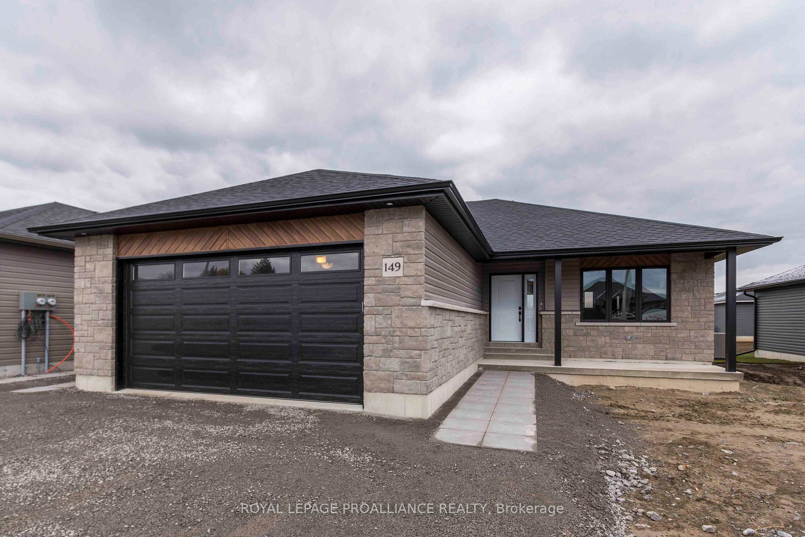 149b-sienna-avenue-belleville-ontario-x12640482