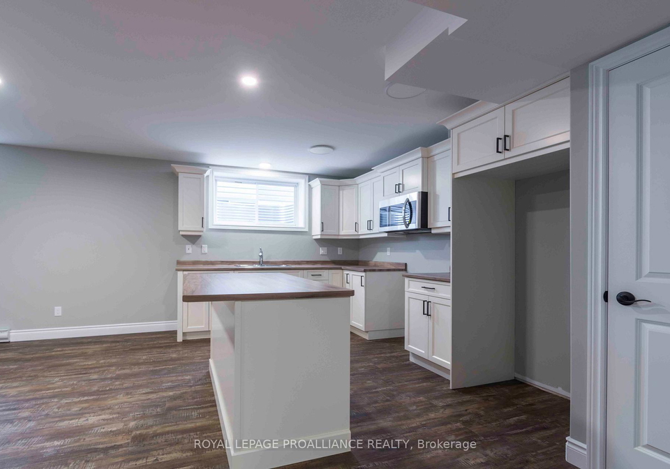 149b-sienna-avenue-belleville-ontario-x12640482