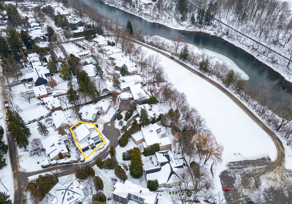 301-waterstone-place-london-north-ontario-x12640636