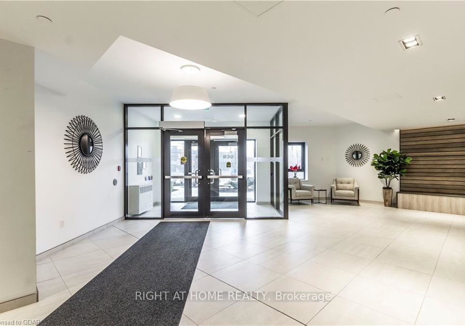 332-gosling-gardens-guelph-ontario-x12641158