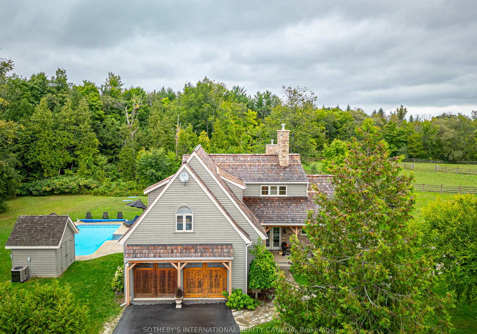 787517-grey-13-road-blue-mountains-ontario-x12641206