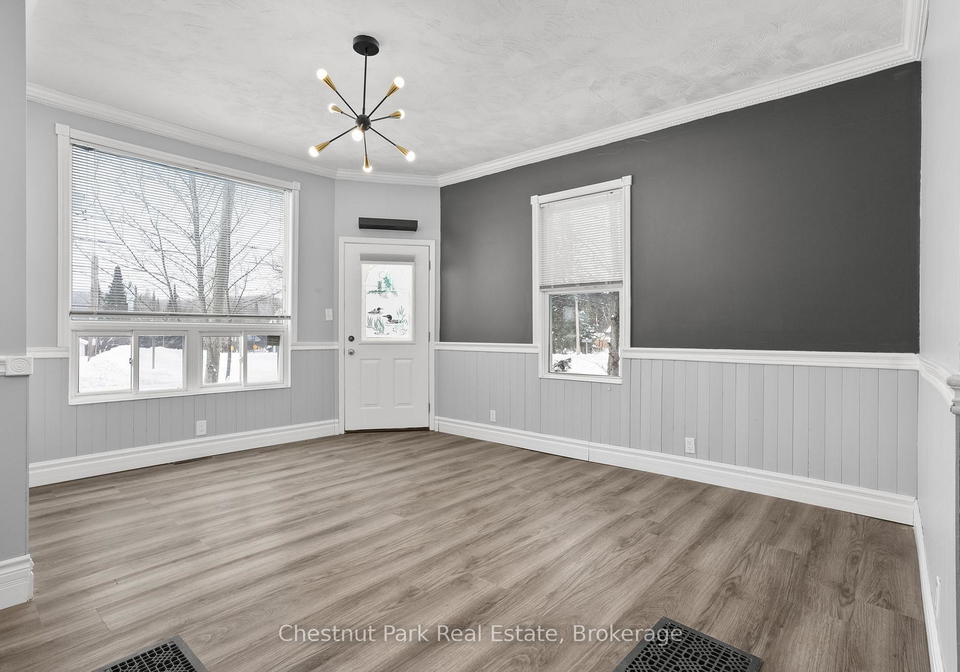 2170-hwy-592-n-perry-ontario-x12641212
