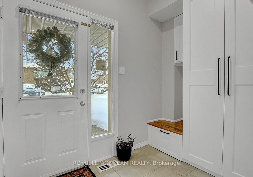 15-willwood-crescent-ottawa-ontario-x12641310