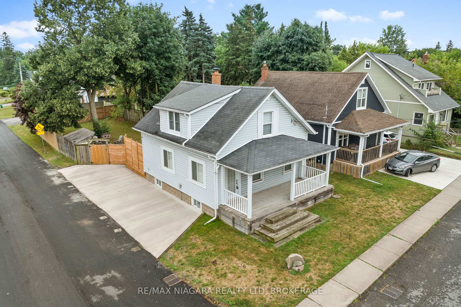 5690-highland-avenue-niagara-falls-ontario-x12642144