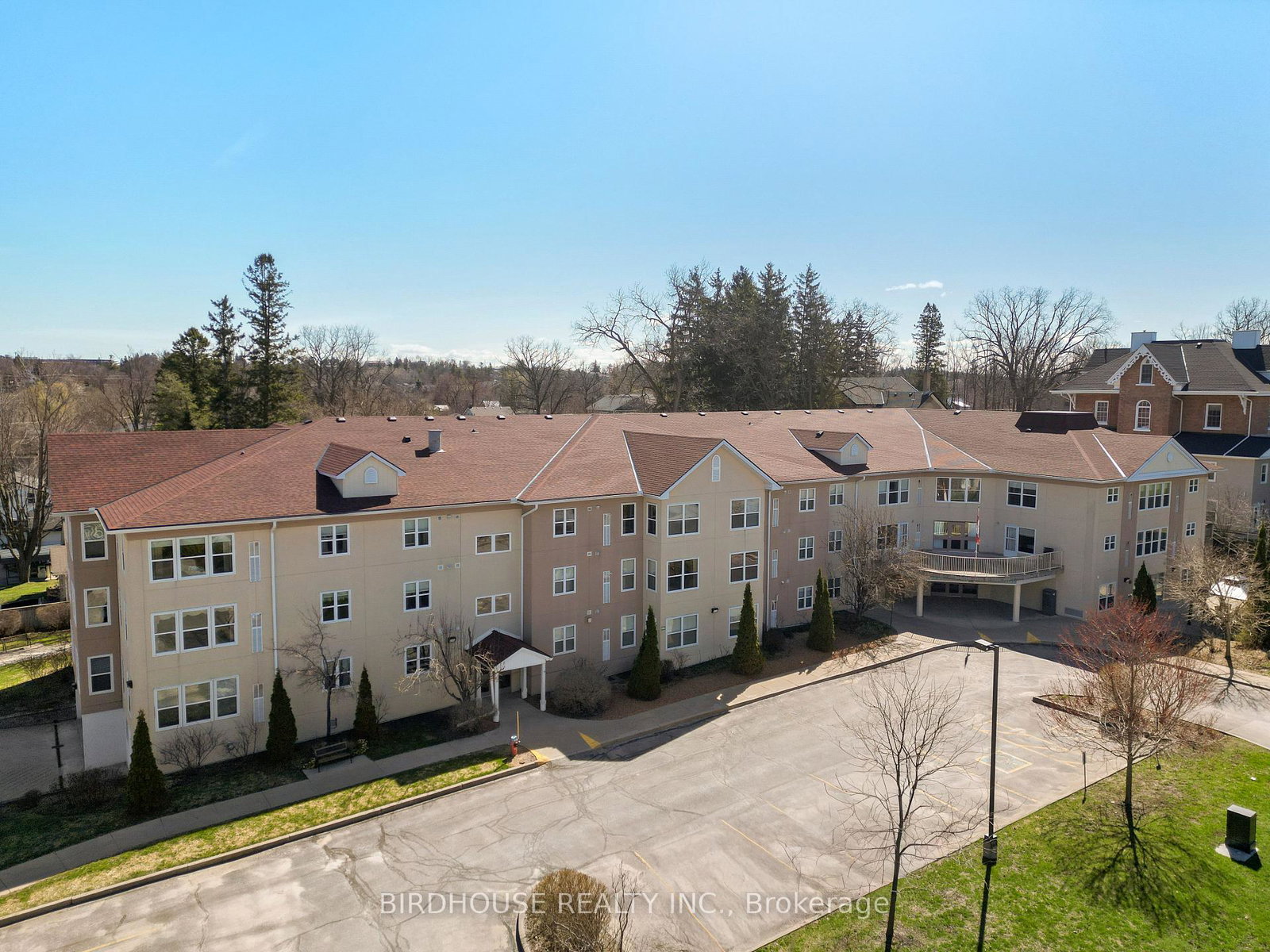 8-huron-street-kawartha-lakes-ontario-x12642460