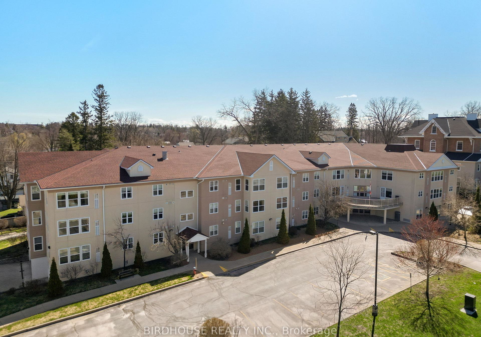 8-huron-street-kawartha-lakes-ontario-x12642460
