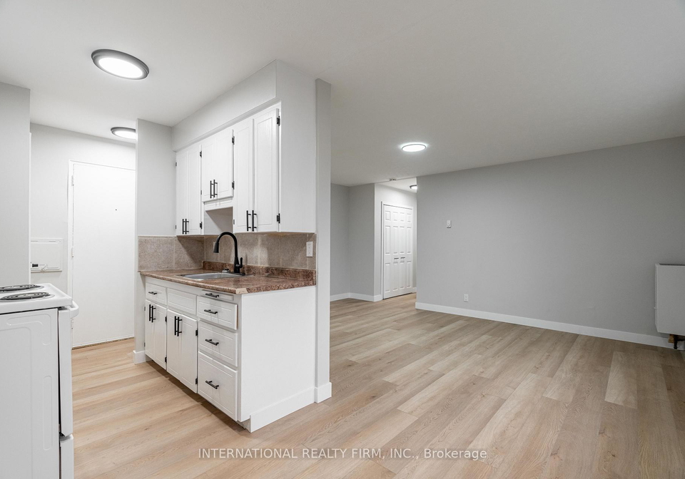24-brookside-street-london-south-ontario-x12642558