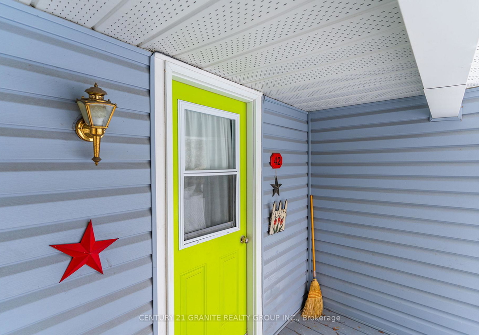 42-chemaushgon-road-bancroft-ontario-x12642718