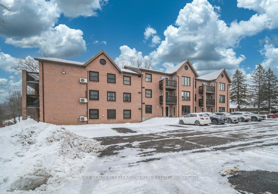11-centre-street-greater-napanee-ontario-x12642794