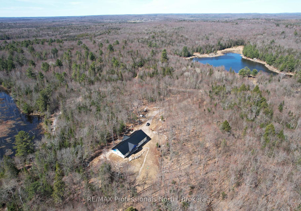121-loon-lake-road-magnetawan-ontario-x12643326