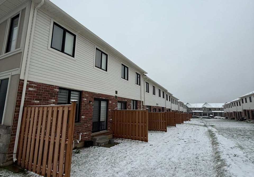 30-mia-drive-hamilton-ontario-x12643734