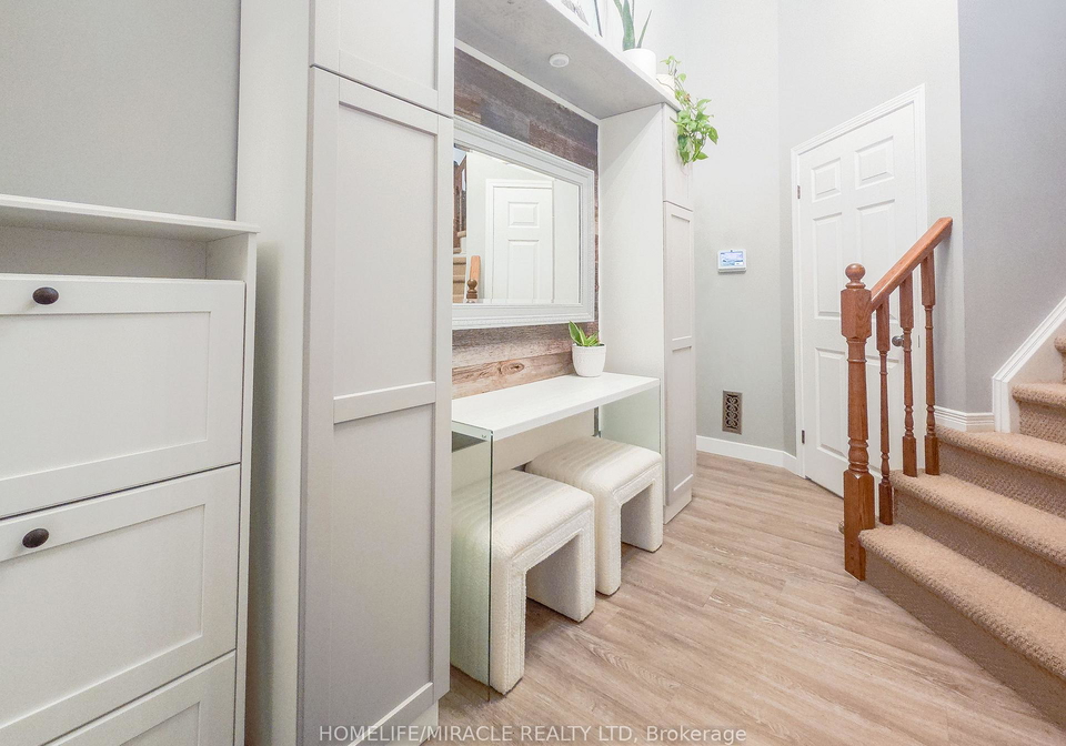 228-sunny-meadow-court-kitchener-ontario-x12645034