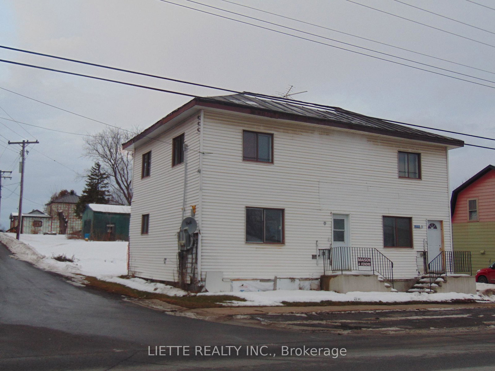 21919-main-street-north-glengarry-ontario-x12645144