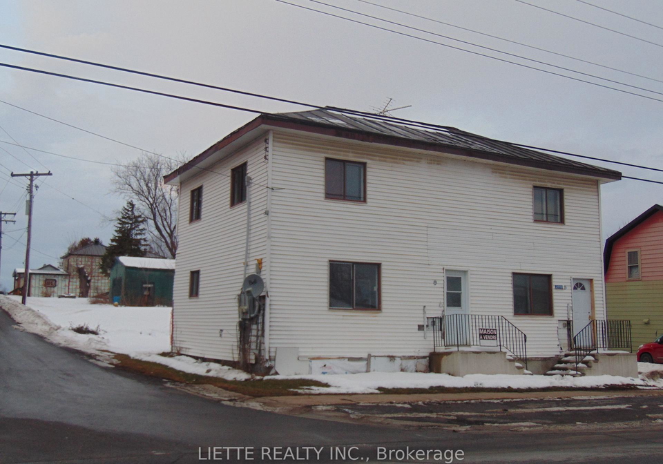 21919-main-street-north-glengarry-ontario-x12645144