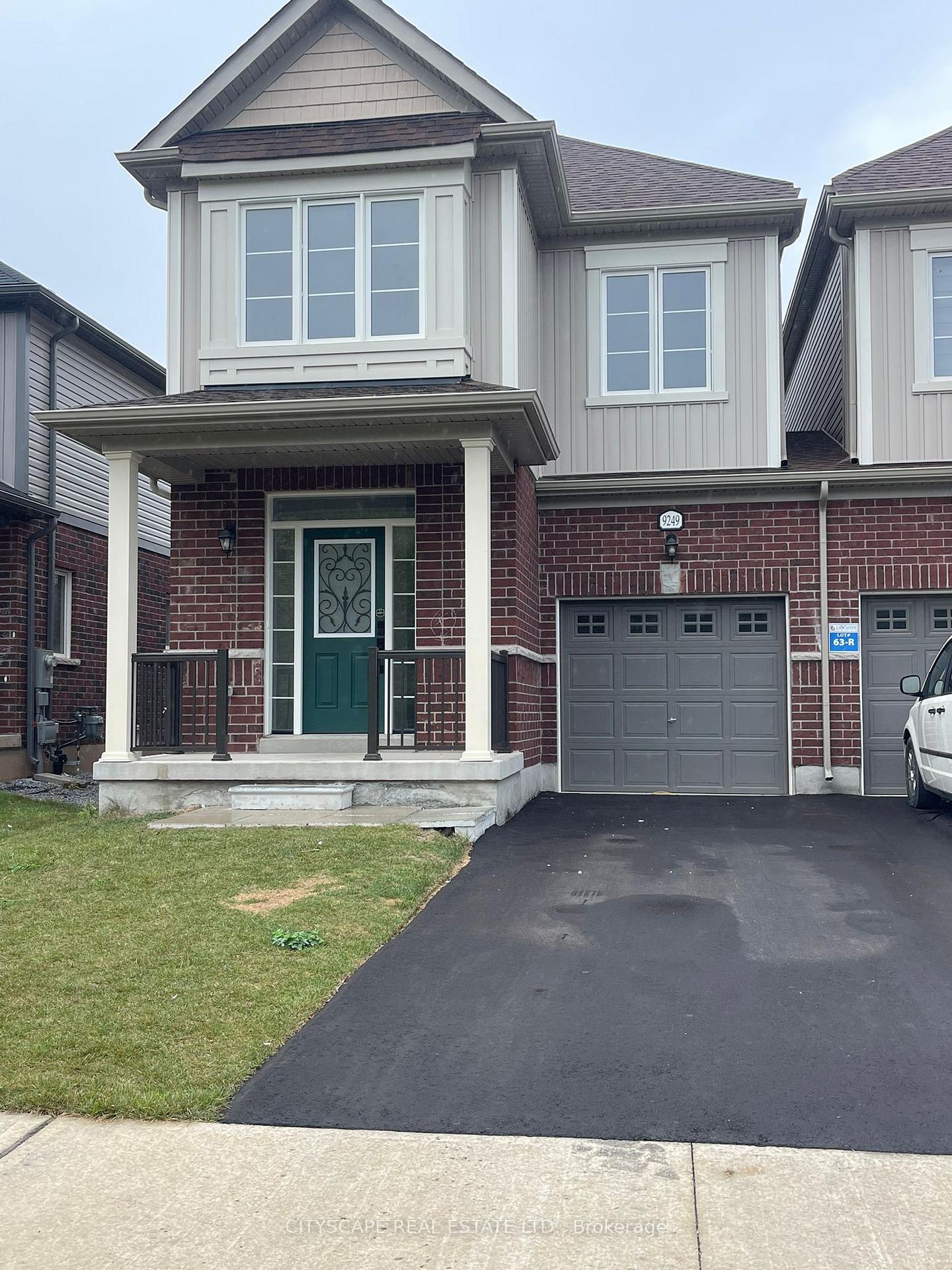 9249-whiteoak-avenue-niagara-falls-ontario-x12645744